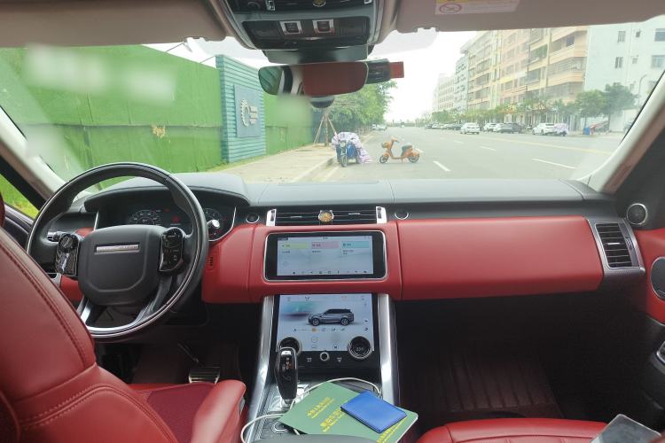 Used Land Rover Range Sport 2021 3.0 L6 YAO Black Edition
