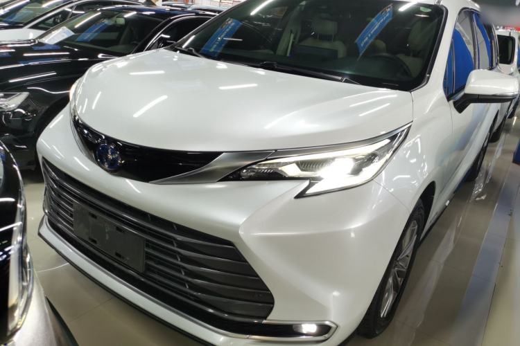Used Toyota SIENNA 2021 2.5L Hybrid Ultimate Edition