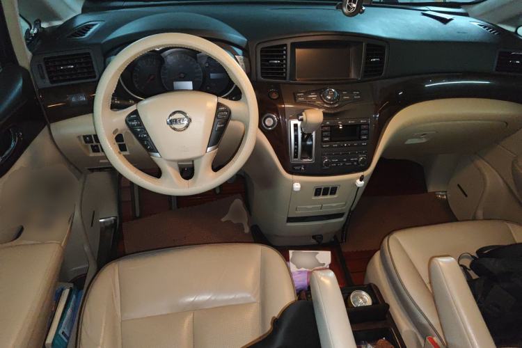 Used Nissan Quest 2015 3.5L SL Center Console