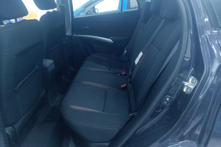 Used Suzuki Vitara S-Cross 2017 1.6L Manual Two-Wheel Drive Urban Fashion Model