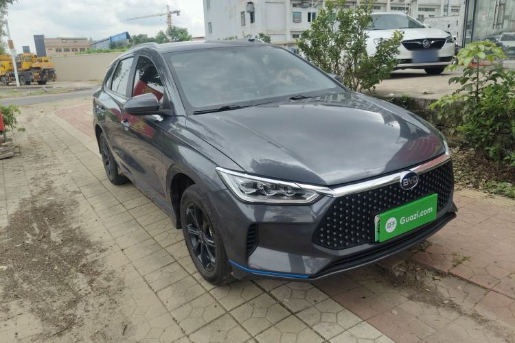 Used BYD e2 2021 Luxury Model Front Right 45 Deg