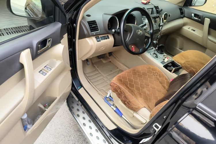 Used Toyota Highlander 2011 2.7L Two-Wheel Drive 5-Seater Elite Edition Driver Seat