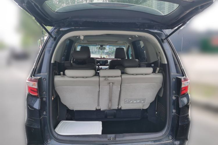 Used Honda Odyssey 2015 Updated Version 2.4L Smart Edition Trunk