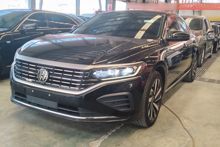 Used Volkswagen Passat 2025 Premium Version 380TSI Dragon Edition