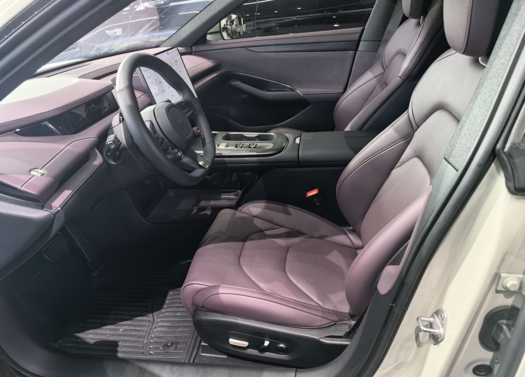 Xiaomi Auto SU7 2024 Rear-Drive Long-Range Intelligent Driving Version — снимка 17