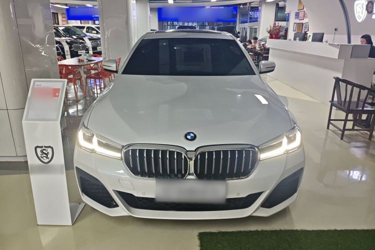 Used BMW 5 Series 2023 Restyled 530Li Leading Edition M Sport Package Front