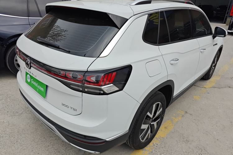 Used Volkswagen Tayron 2024 300TSI Two-Wheel-Drive Luxury Plus Advanced Version Rear Right 45 Deg