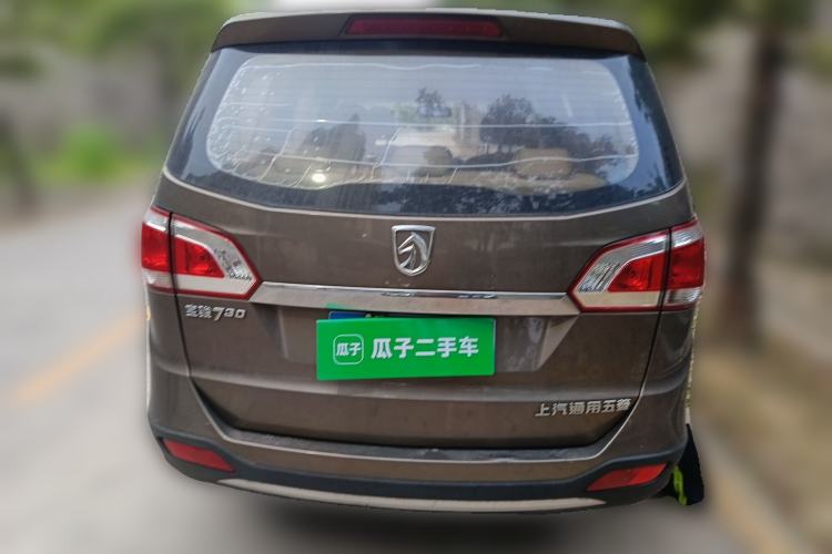 Used Baojun 730 2014 1.5L manual standard trim 7 seats