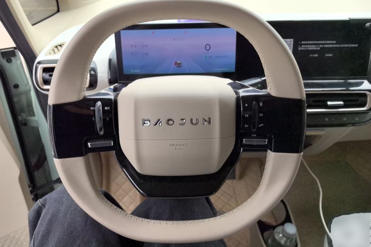 Used Baojun KiWi EV 2023 Smart Luxury Edition Ternary Lithium Steering Wheel