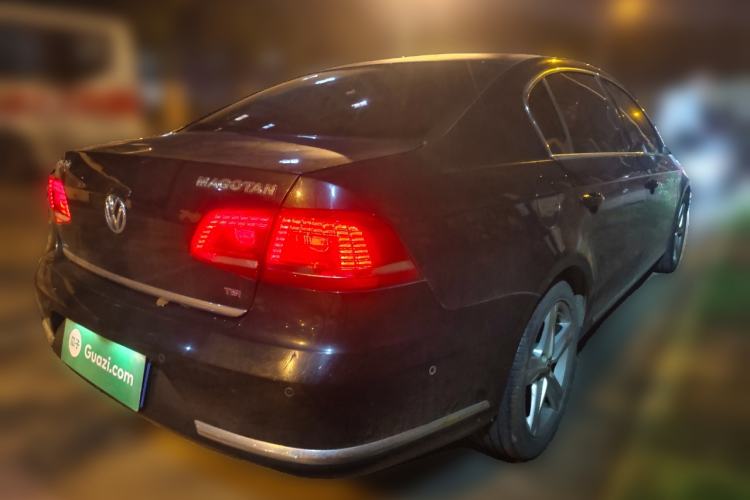 Used Volkswagen Magotan 2015 2.0 TSI Prestige Model
