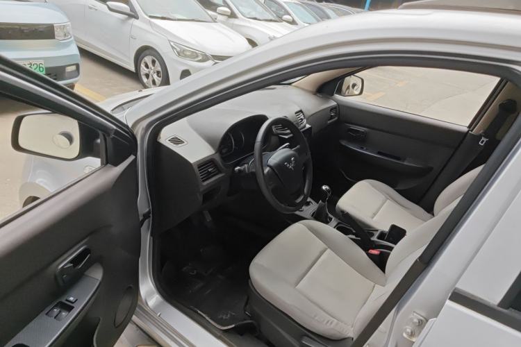 Used Wuling Hongguang 2015 1.5L S Basic Version China V Standard