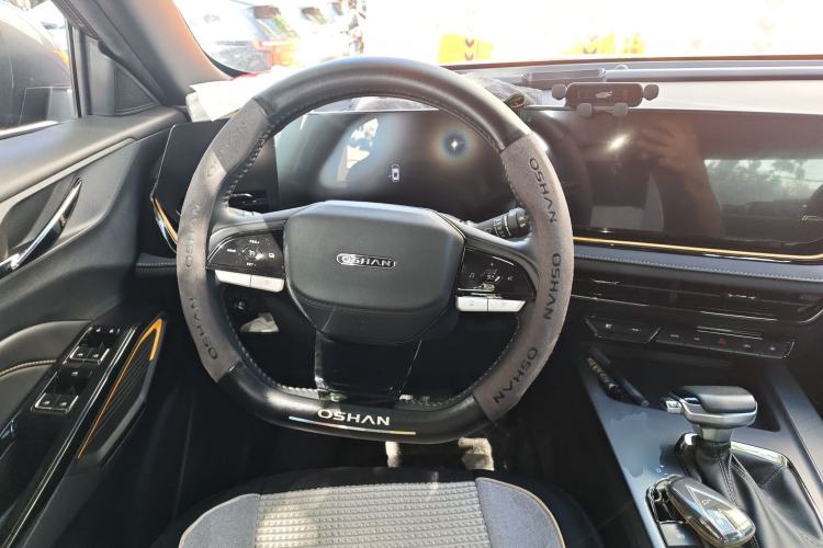 Used CHANGAN OSHAN X5 PLUS 2023 1.5T DCT Enjoyment Version
