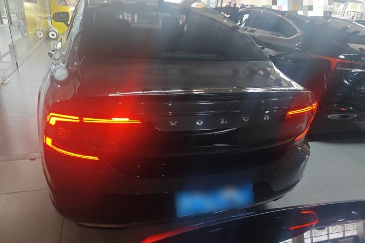 Used Volvo S90 2021 B5 Zhiyuan Luxury Edition

