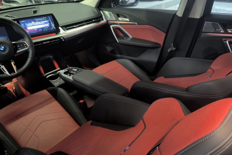 Used BMW iX1 2025 xDrive30L M Sport Midnight Edition Package
