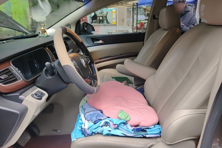 Used Buick GL8 2018 28T Luxury Model China VI Standard