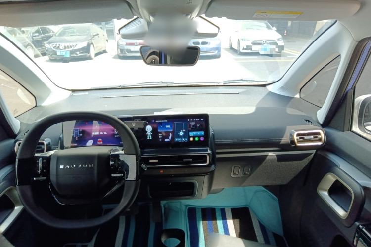 Used Baojun KiWi EV 2023 DJI Edition Lithium Iron Phosphate Center Console