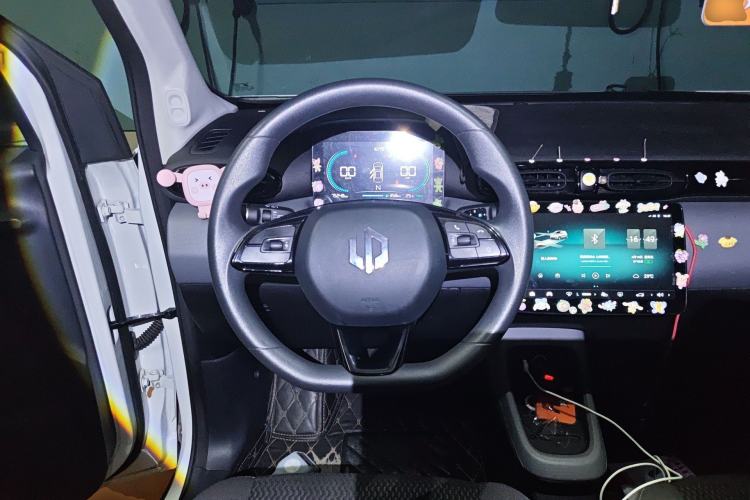 Used Leapmotor T03 2021 400 Lite Edition Lithium Iron Phosphate Steering Wheel