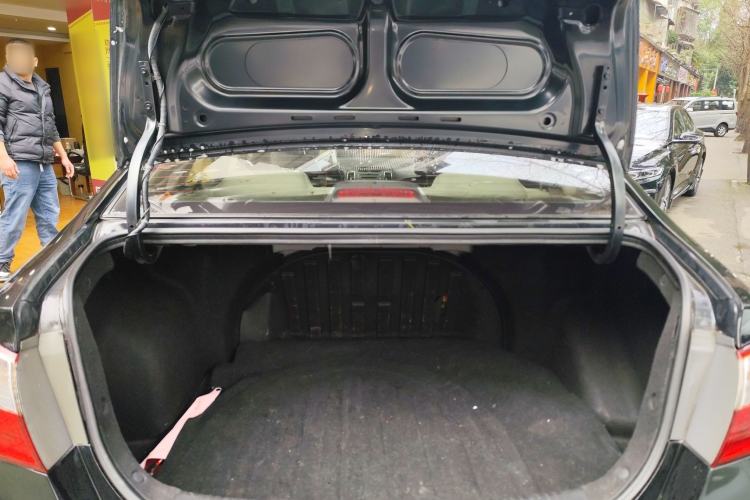 Used Hyundai Celesta 2015 1.6L Manual Comfort Model