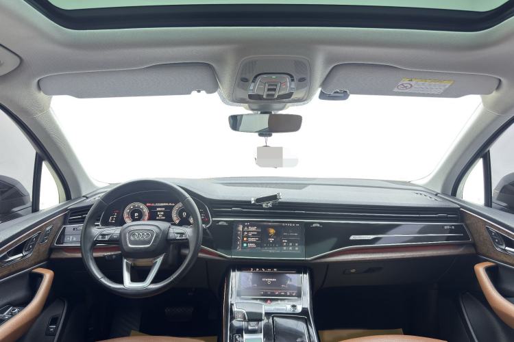Used Audi Q7 2021 55 TFSI quattro S line Sport model Interior 1