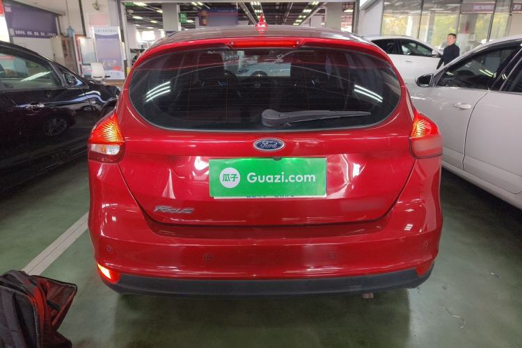 Used Ford Focus 2018 Hatchback Classic 1.6L Automatic Trendy SmartDrive Edition
