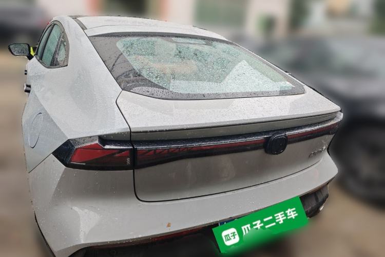 Used CHANGAN UNI-V 2022 1.5T Prestige Version Rear