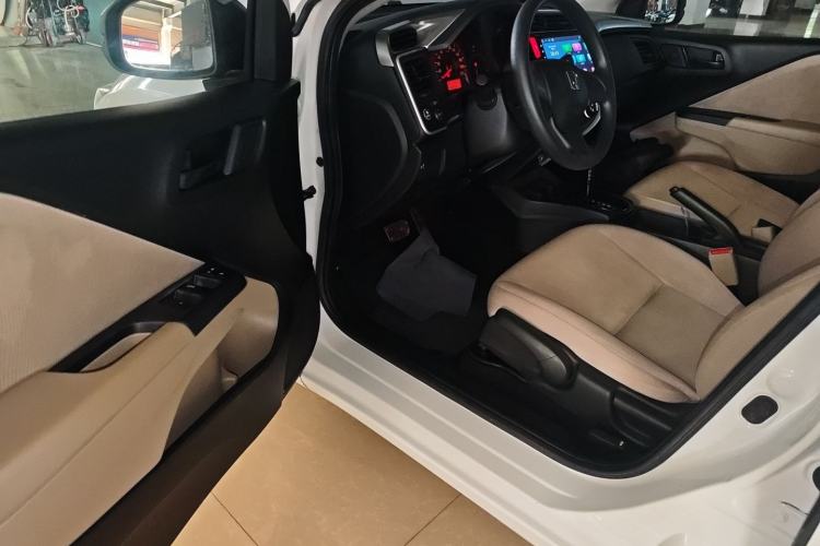 Used Honda City 2015 1.5L CVT Comfort Version Driver Seat