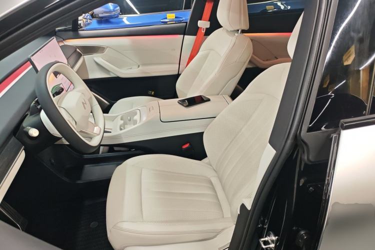 Used ONVO L60 2024 60 kWh Rear-Drive Version
