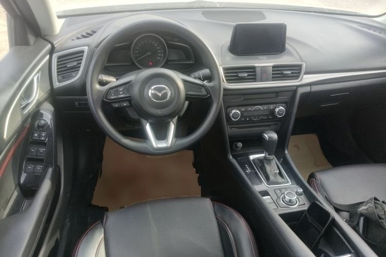 Used Mazda 3 Axela 2017 Sedan 1.5L Automatic Luxury Model Emission Standard China V Steering Wheel