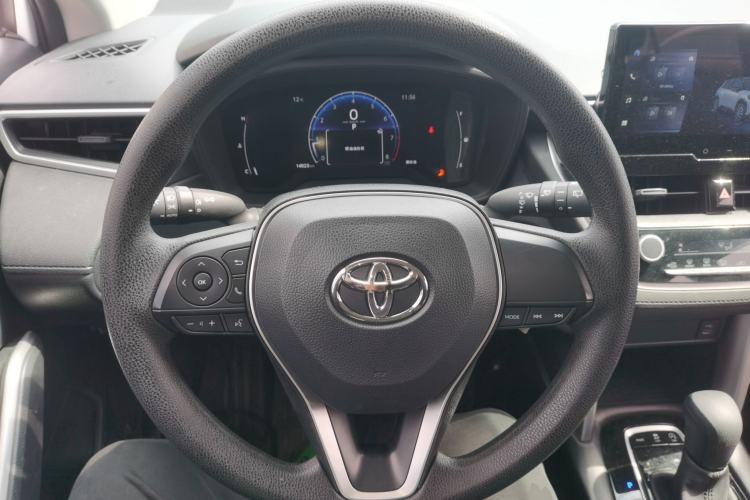 Used Toyota FRONTLANDER 2023 2.0L CVT Elite Edition
