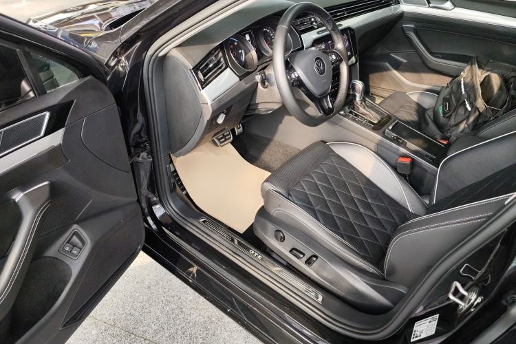 Used Volkswagen Magotan GTE Plug-in Hybrid 2020 GTE Luxury Model