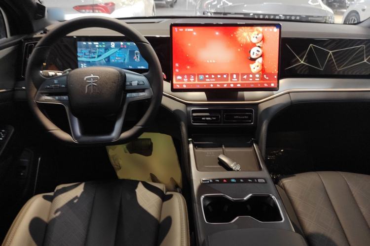 Used BYD Song L DM-i 2026 Model 130KM Superior Version Center Console