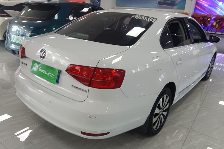 Used Volkswagen Sagitar 2018 1.6L Manual Comfort Model