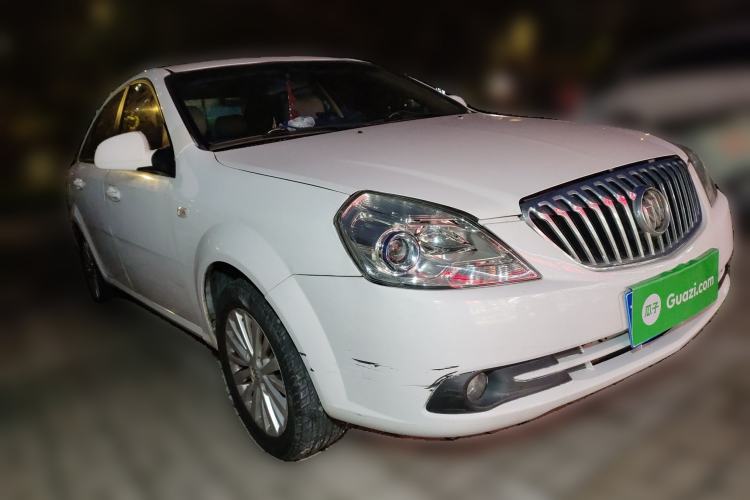 Used Buick Excelle 2015 1.5L Manual Classic Trim Front Right 45 Deg