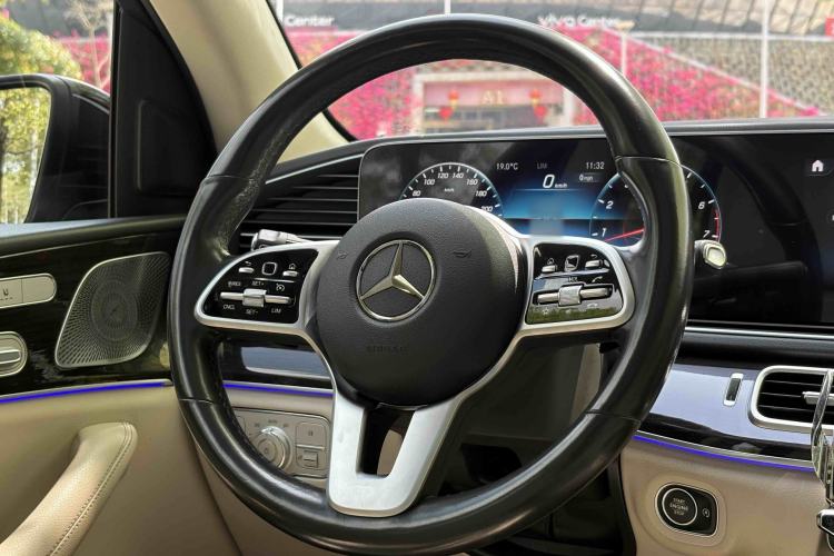 Used Mercedes-Benz GLE 2020 Restyled GLE 350 4MATIC Fashion Edition Steering Wheel