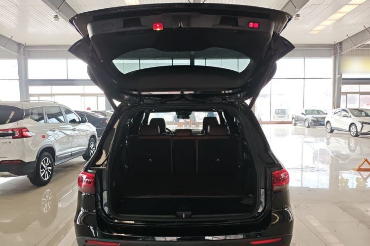 Used Mercedes-Benz GLB 2021 GLB 200 4MATIC Trunk