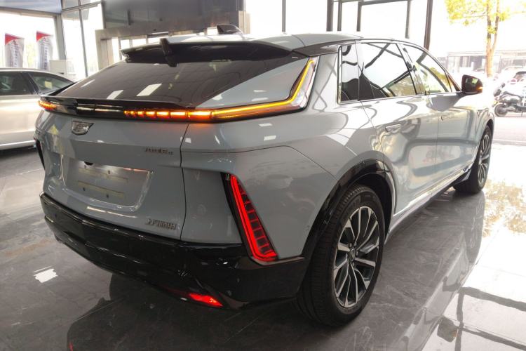 Used Cadillac LYRIQ 2022 Four-Wheel-Drive High-Performance Deluxe Edition