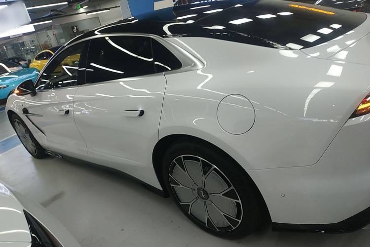 Used Yangwang U7 2025 EV Five-Seat Luxury Edition