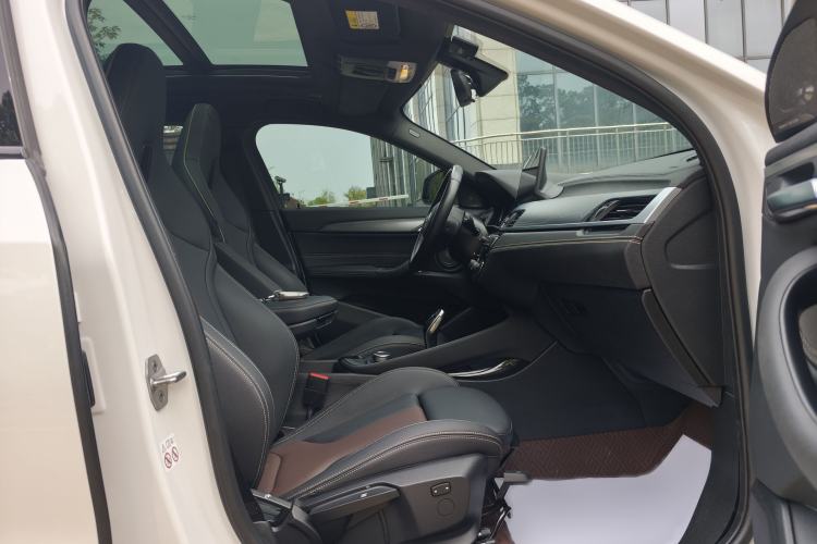 Used BMW X2 2023 sDrive 25i Shining Edition Interior 12