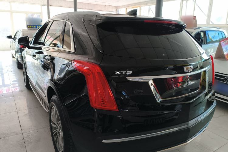 Used Cadillac XT5 2018 25T Luxury Model