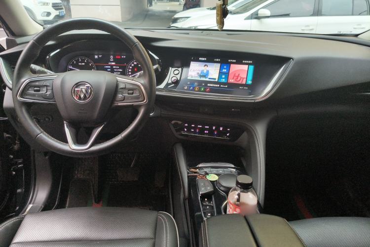 Used Buick Envision 2022 Encore Plus 652T Five-Seat All-Wheel-Drive Luxury Model Center Console