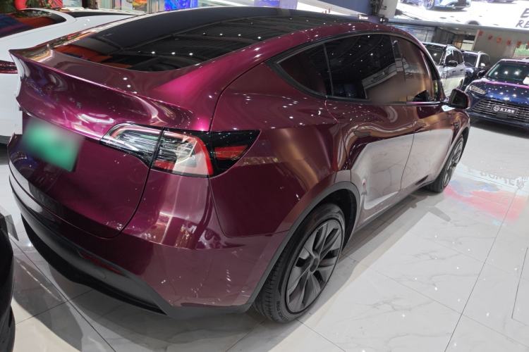 Used Tesla Model Y 2023 Long-Range All-Wheel-Drive Version