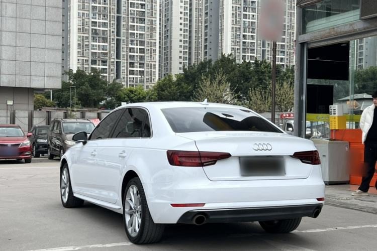 Used Audi A4L 2018 30th Anniversary Edition 40 TFSI Trendy Model