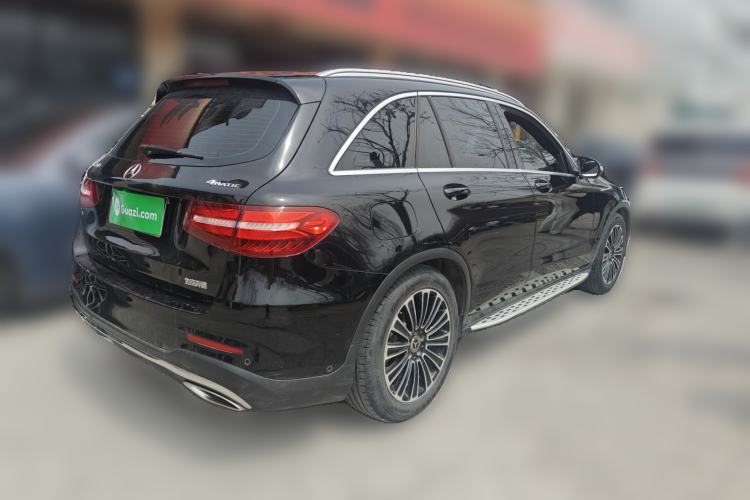 Used Mercedes-Benz GLC 2018 GLC 260 4MATIC Luxury Model
