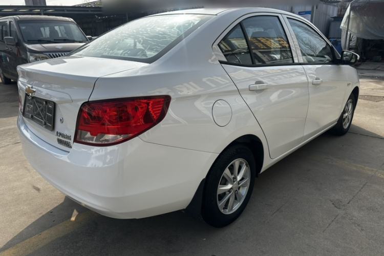 Used Chevrolet Sail 2015 Sail 3 1.5L Manual with Ideal Sunroof Edition