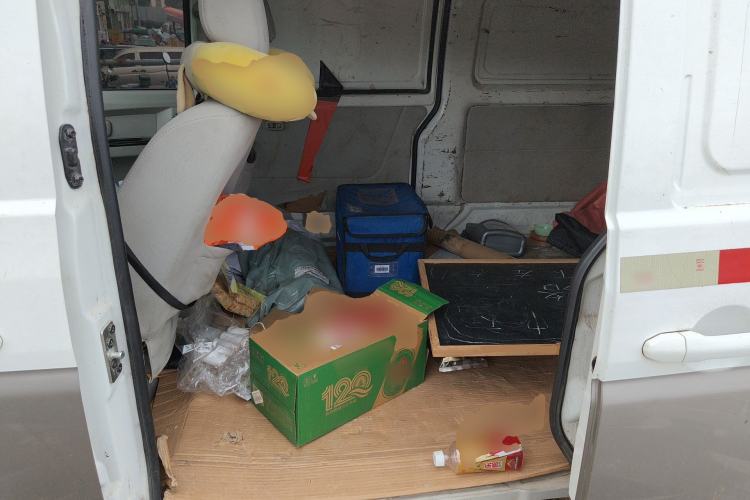 Used Jinbei New Hiace X30L 2021 1.5L Business Central Air-Conditioned Van China VI Standard SWC15M Left Rear Seat