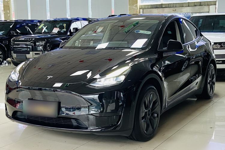Used Tesla Model Y 2023 Rear-Wheel-Drive Version
