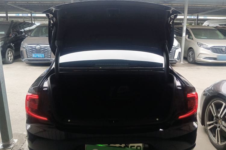 Used Volvo S90 New Energy 2022 T8 eDrive Hybrid Luxury Edition Trunk