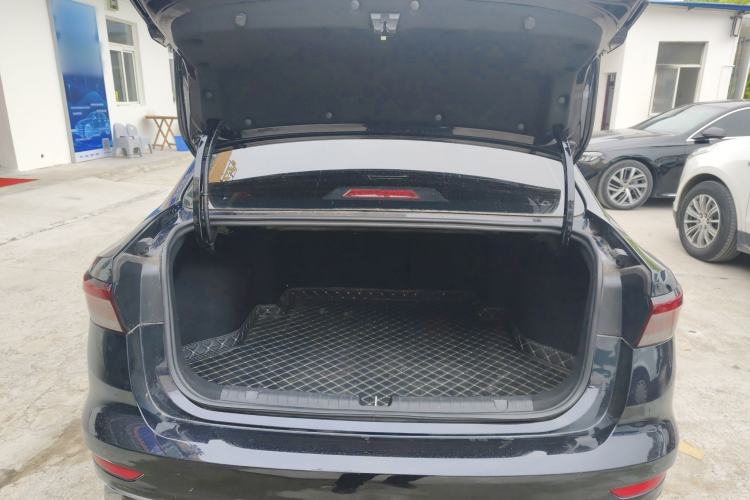 Used Geely Auto Emgrand 2022 4th Generation 1.5L CVT Luxury Model Trunk