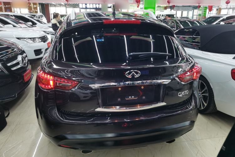 Used Infiniti QX70 2013 3.7L Standard Edition
