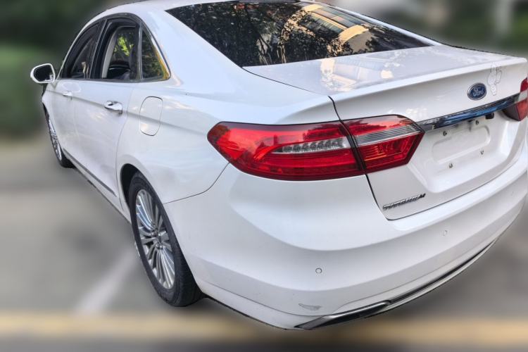 Used Ford Taurus 2015 EcoBoost 245 Luxury Model Rear Left 45 Deg
